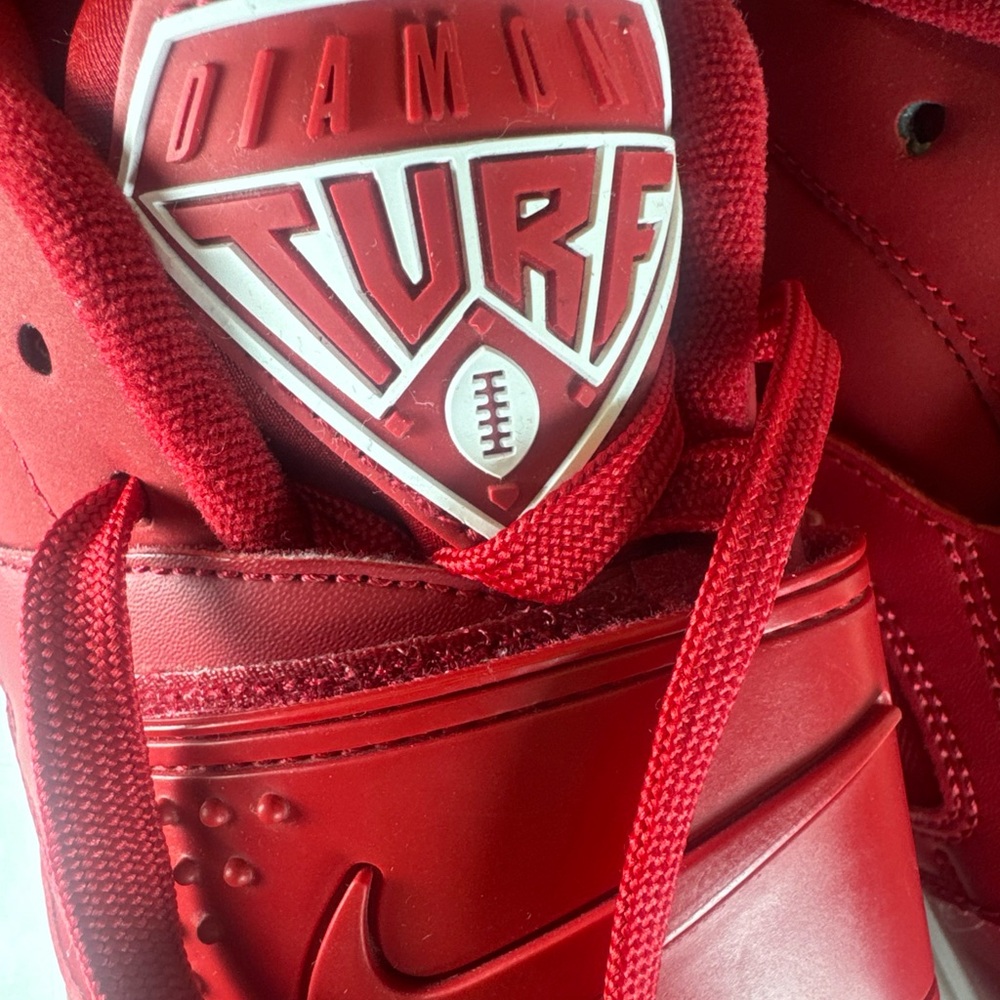 Nike Air Diamond Turf Men’s Size 11 Red High-Top Sneakers Deion Sanders - Picture 9 of 12